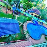 Shivam Classy Calangute Hotel & Resort - 1 Km From Beach